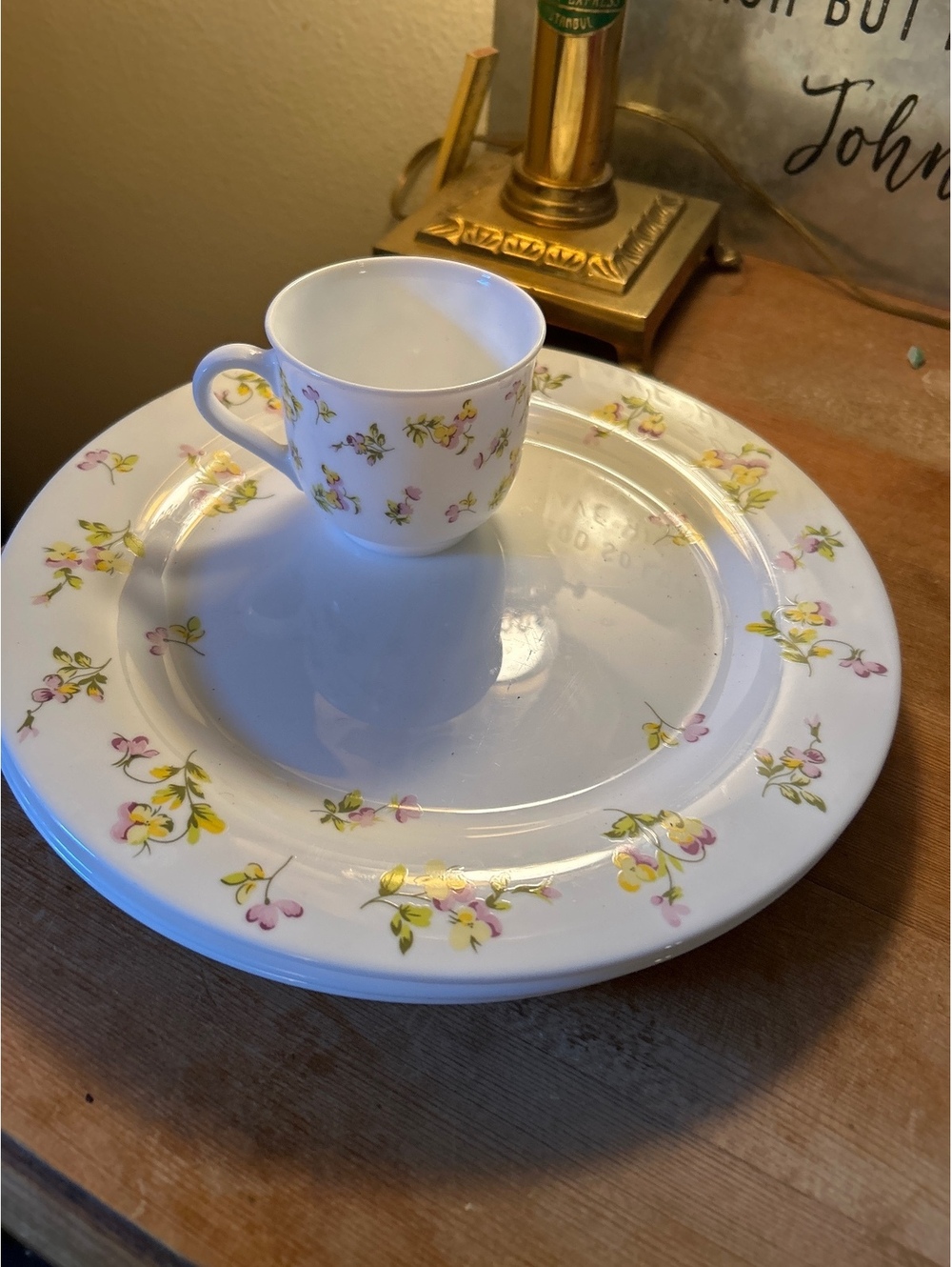 Martha Stewart Floral Pattern Dinnerware Set - Plates and Cup